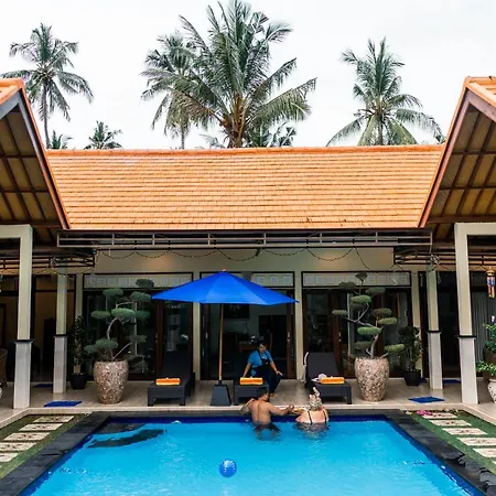 Hotel Mias Jungle House