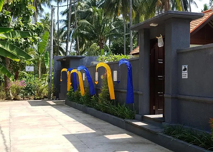 Mias Jungle House فندق